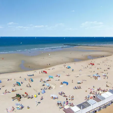 公寓 3 Bedroom In *